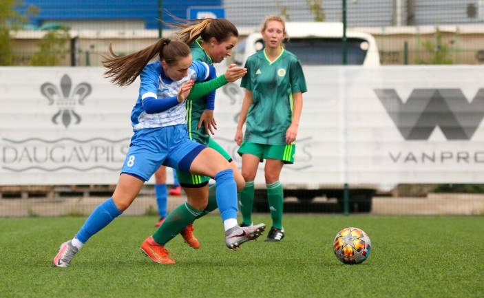 SIEVIEŠU FUTBOLS | DAUGAVPILS FUTBOLA SKOLA PRET FK JELGAVA