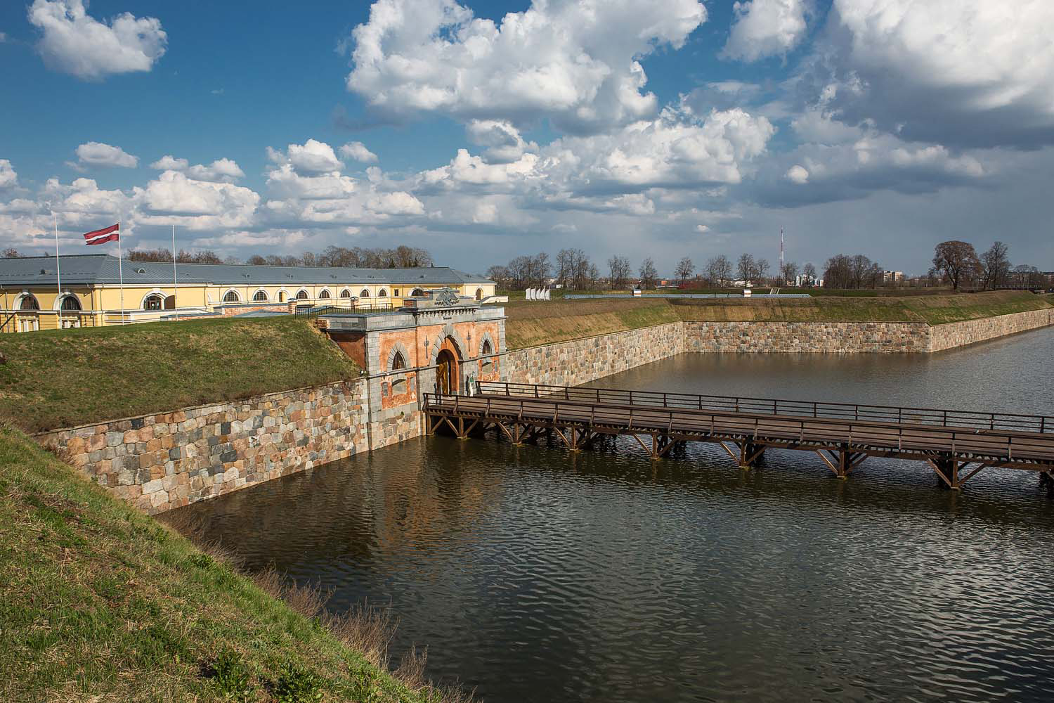 Arhitektūras fotografēšanas meistardarbnīca Daugavpils cietoksnī d