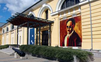 Daugavpilī veras vaļā muzeji un kultūras centri