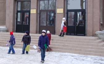 Daugavpils izglītības iestādēs mācības turpinās arī sala laikā