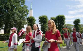 Latvijas pludmales volejbola zvaigznes Graudiņa un Samoilova gatavas iekarot Parīzi