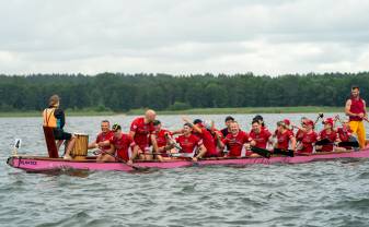 Komanda “Dinaburg” triumfē “Dragon Boat” festivālā Daugavpilī
