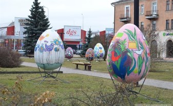 Daugavpili rotā krāšņas Lieldienu olas