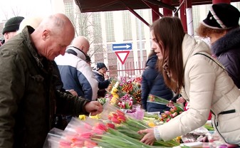 8.martā daudzās vietās Daugavpilī tirgos ziedus