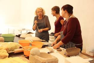 Noslēgusies Starptautiskā keramikas mākslas simpozija „CERAMIC LABORATORY” pirmā darba nedēļa