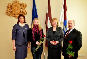 PMLP Daugavpils nodaļā notika svinīgā solījuma došanas ceremonija Latvijas pilsonības pretendentiem