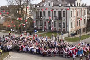 Poļu kultūras centram - 20