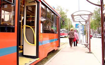 Informācija par braukšanas maksas atvieglojumiem sabiedriskajā transportā pasažieriem Daugavpilī